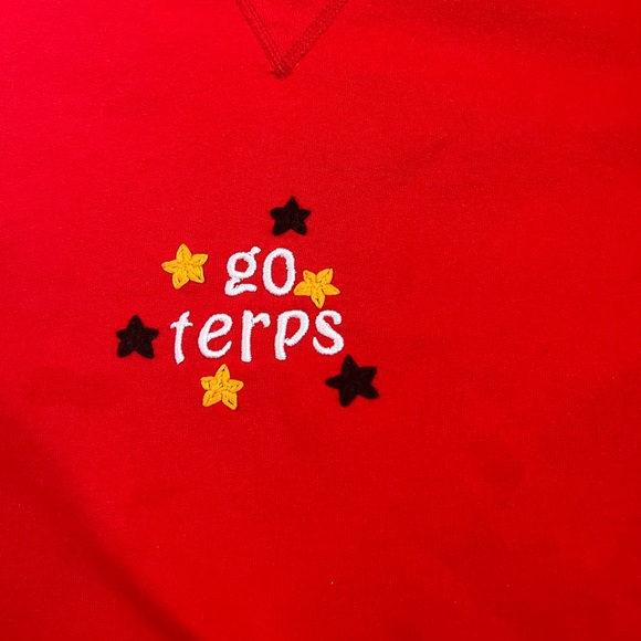 Red vintage university of Maryland embroidered go terps sweatshirt - Picture 2 of 2